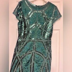 Lulus green sequin elegant cocktail dress